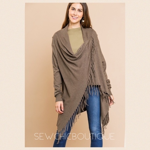 Softest Shawl Sweater w/Buttons & Fringe Hem - Picture 6 of 8